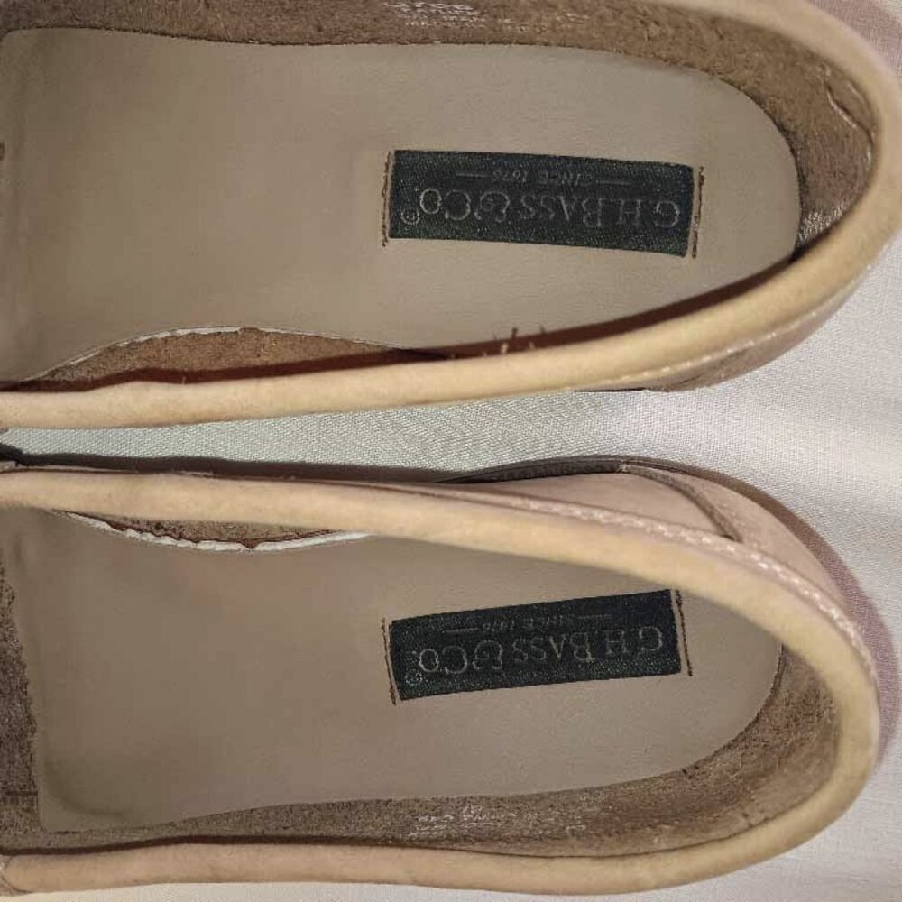 Bass Women's Loafers in Tan - Picture 5 of 9